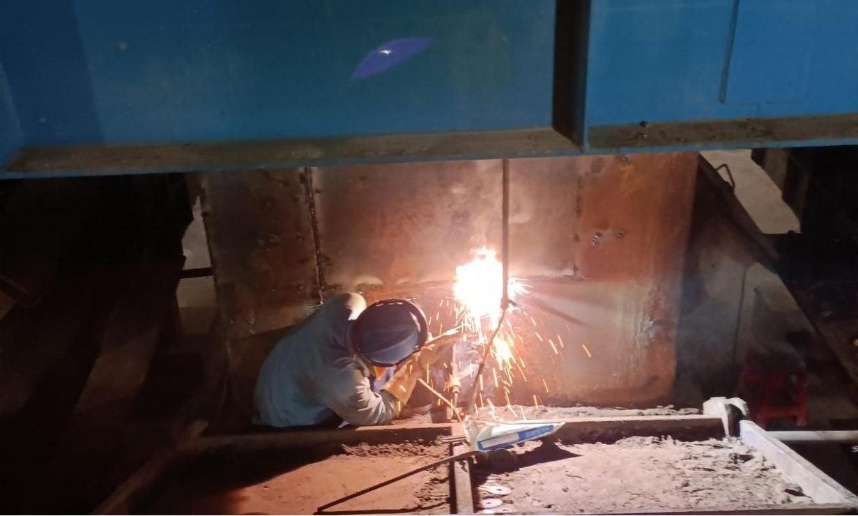 国庆我在岗 | 人生就是博一线员工献礼祖国74华诞