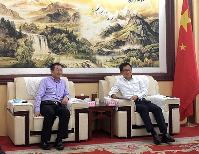 人生就是博总裁乔德卫造访朔州市长熊燕斌